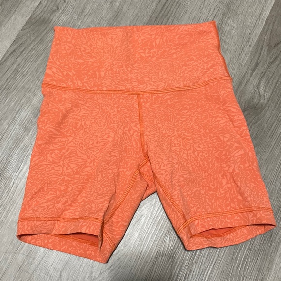 lululemon athletica Pants - LULULEMON WUNDER TRAIN SHORTS